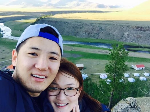 Дуучин Д.Найдандоржийн “гэр бүл”